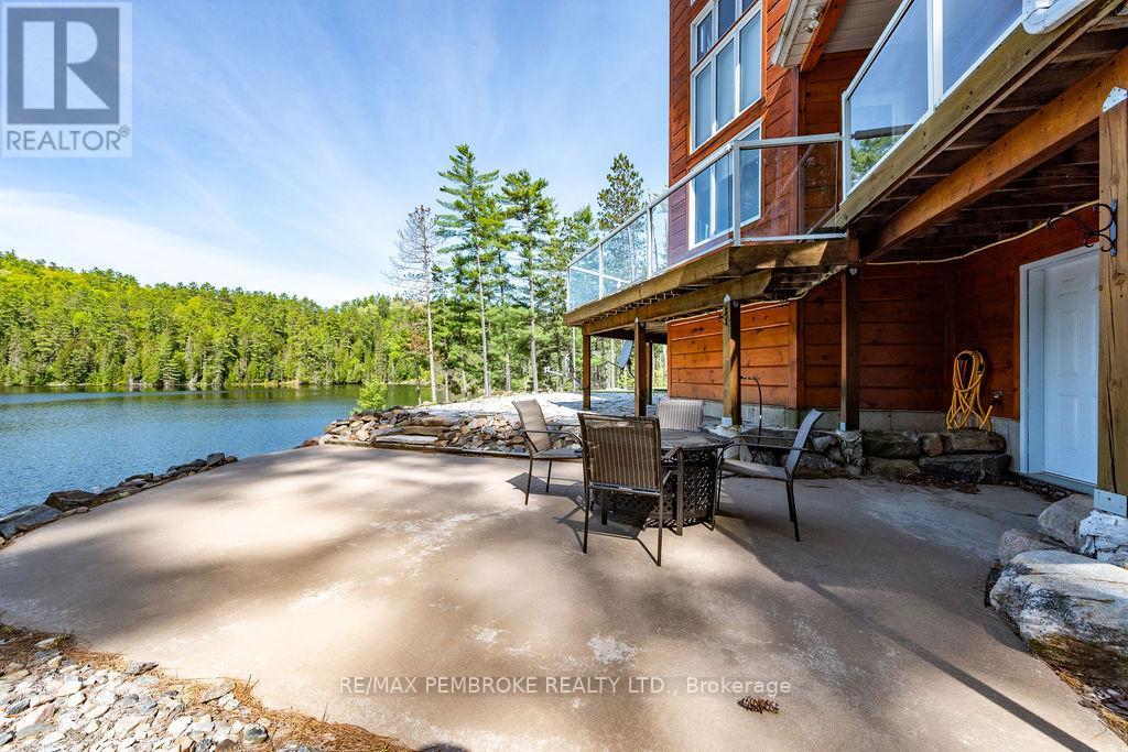 208 RED FOX TRAIL - Image 44