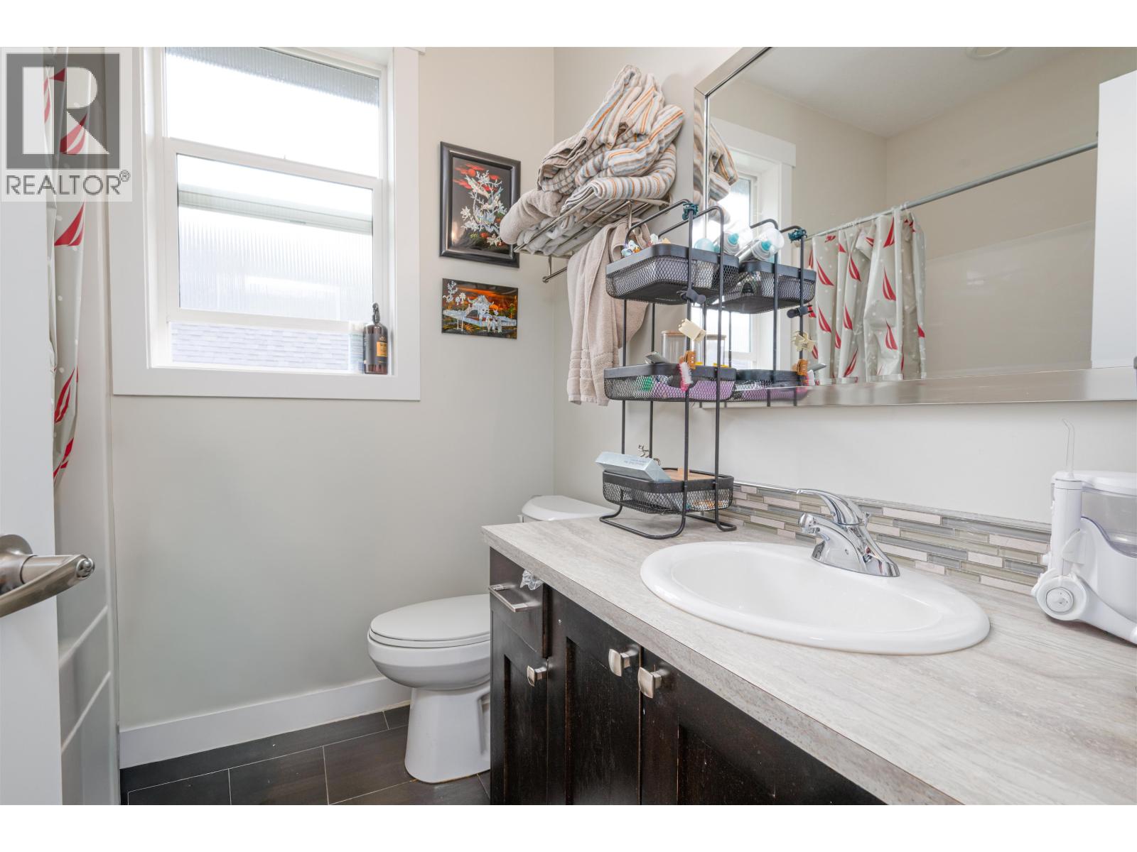 4605 GANNETT ROAD - 23