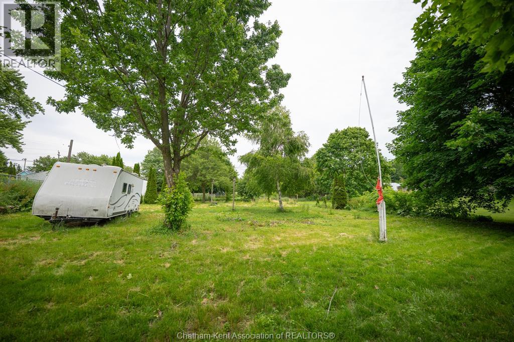 249 VICTORIA Street, Highgate, Ontario, N0P1T0, Highgate, Ontario — photo 4 of 5