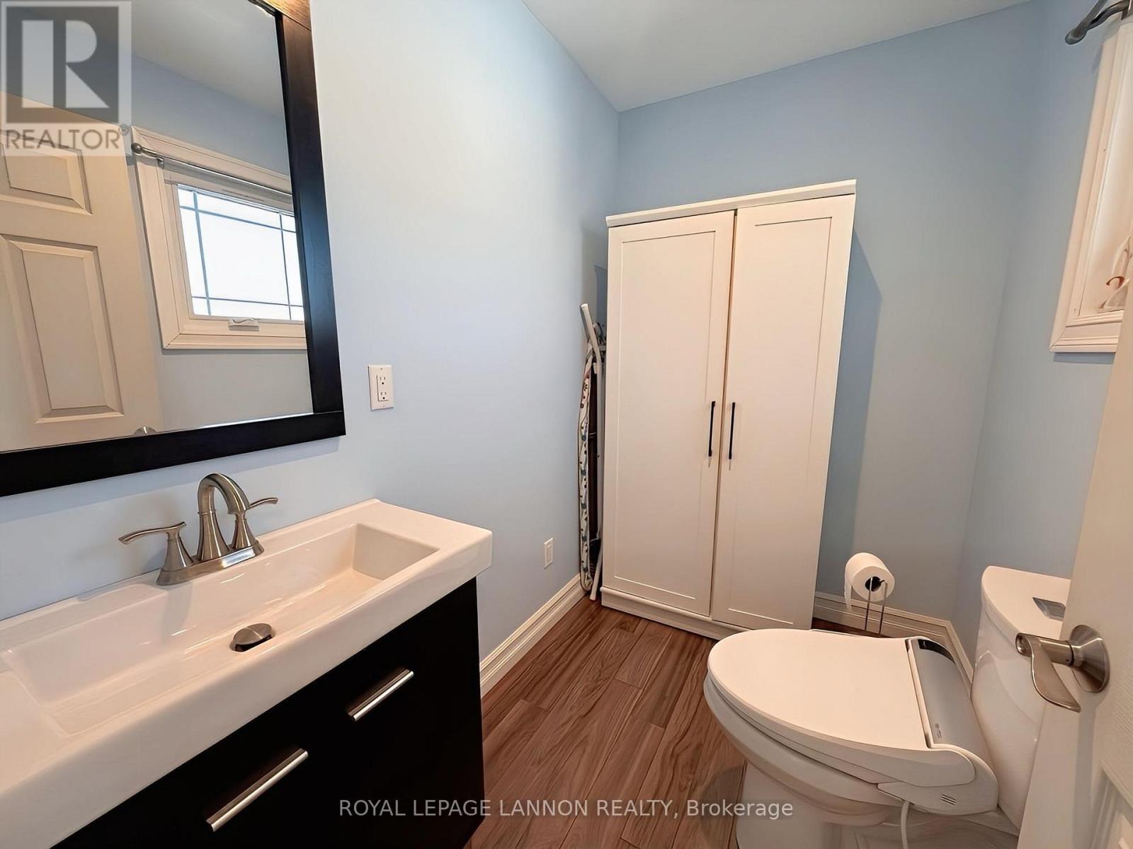 123 CHRISTIE PLACE - 21