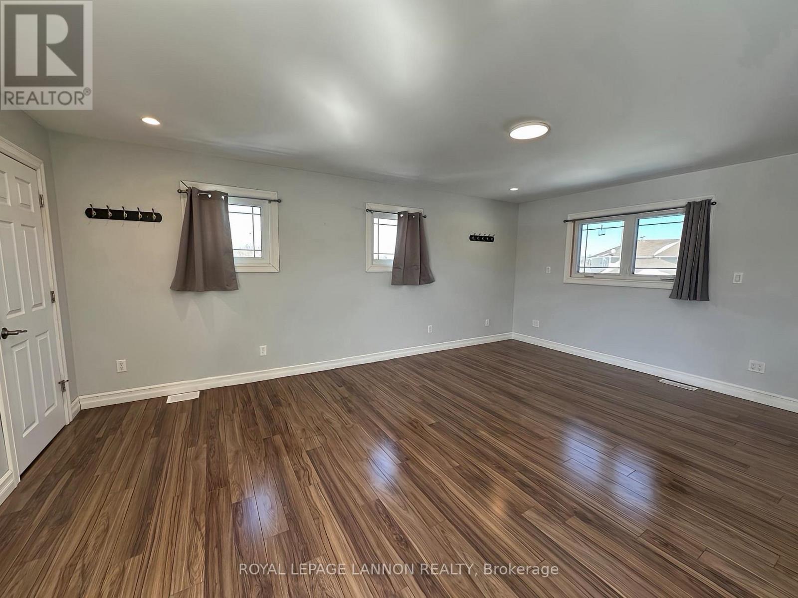 123 CHRISTIE PLACE - Image 12