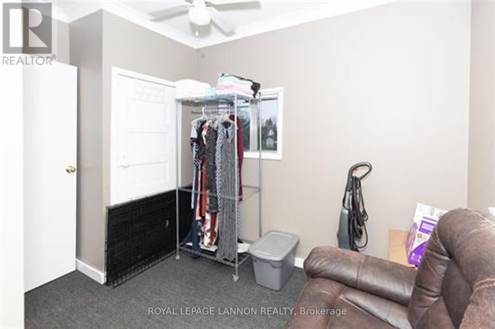 216 ONTARIO STREET - Image 13