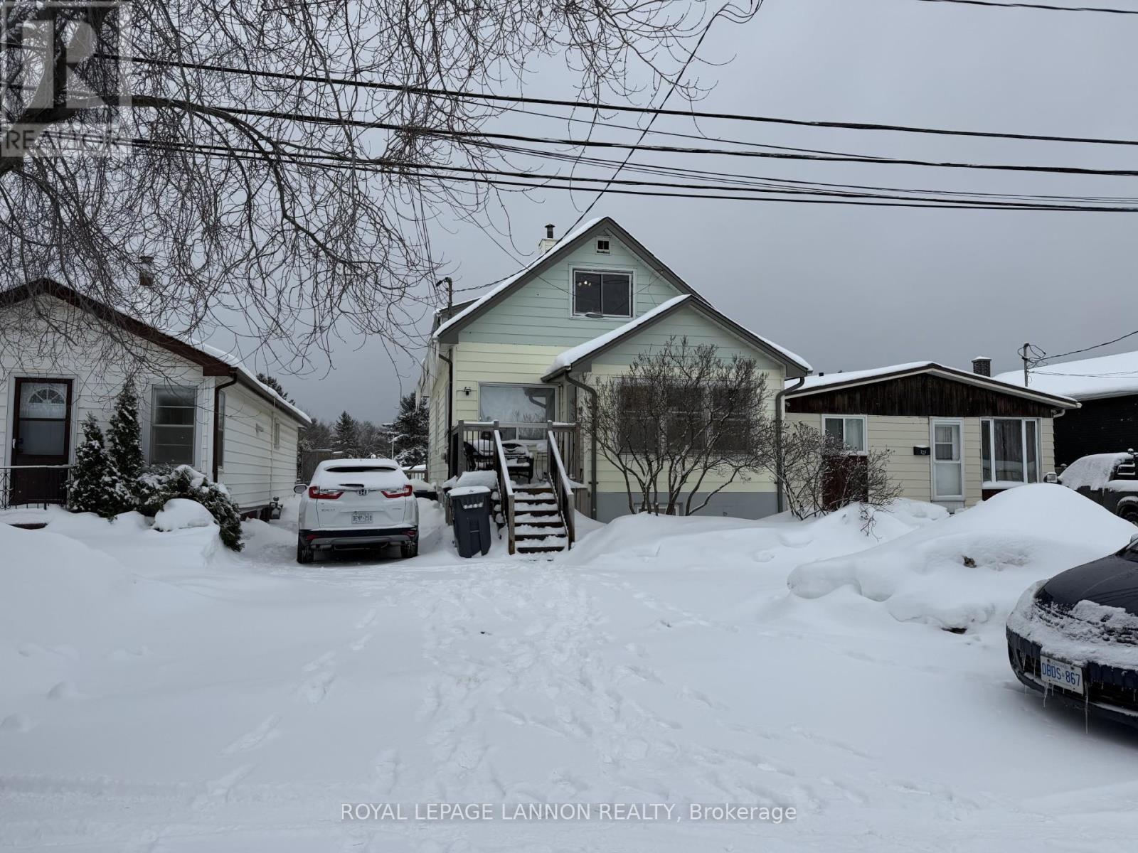 216 ONTARIO STREET - 1