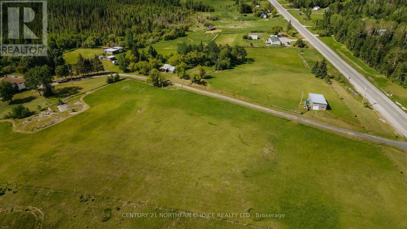 996 REDDITT ROAD - Image 34
