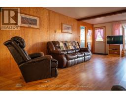 21 Tinker's Road, Sioux Narrows Nestor Falls, ON P0X1K0 Photo 11