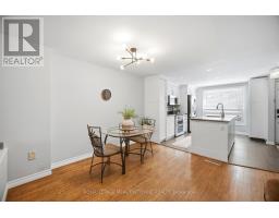 16 Dutch Myrtle Way, Toronto, ON M3B3K8 Photo 10