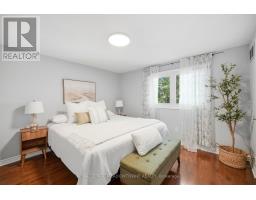 16 Dutch Myrtle Way, Toronto, ON M3B3K8 Photo 30