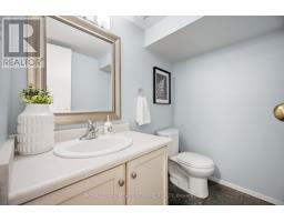 16 Dutch Myrtle Way, Toronto, ON M3B3K8 Photo 37