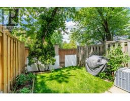 16 Dutch Myrtle Way, Toronto, ON M3B3K8 Photo 41