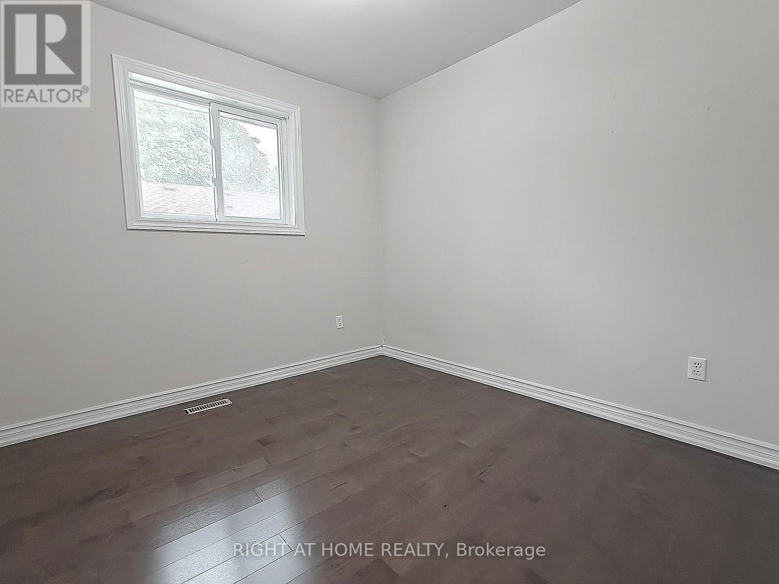 182 MCNICOLL AVENUE - 20