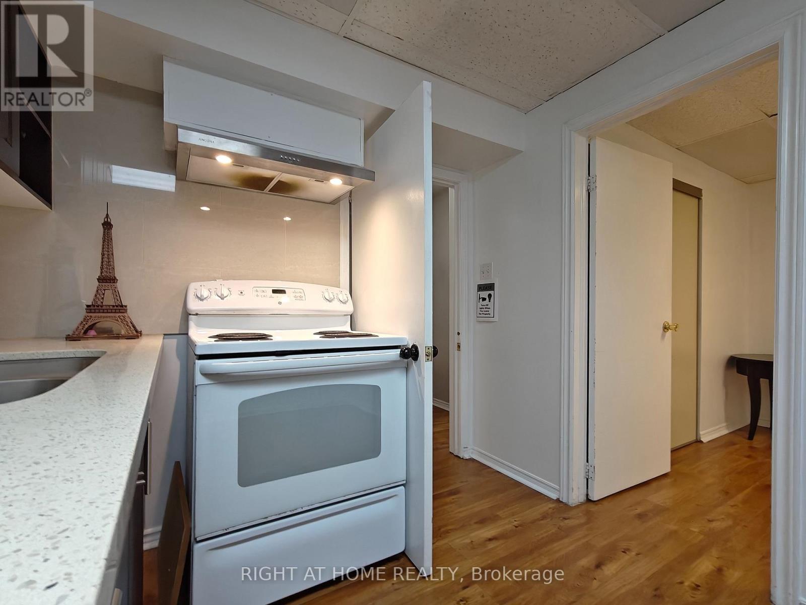 182 MCNICOLL AVENUE - 28