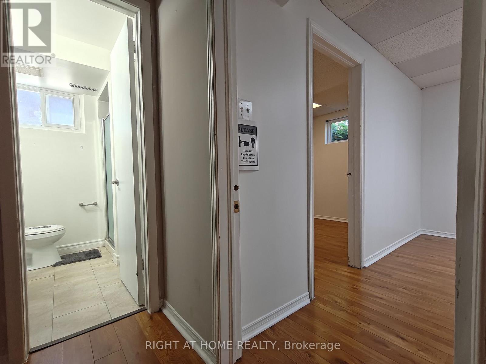 182 MCNICOLL AVENUE - Image 29