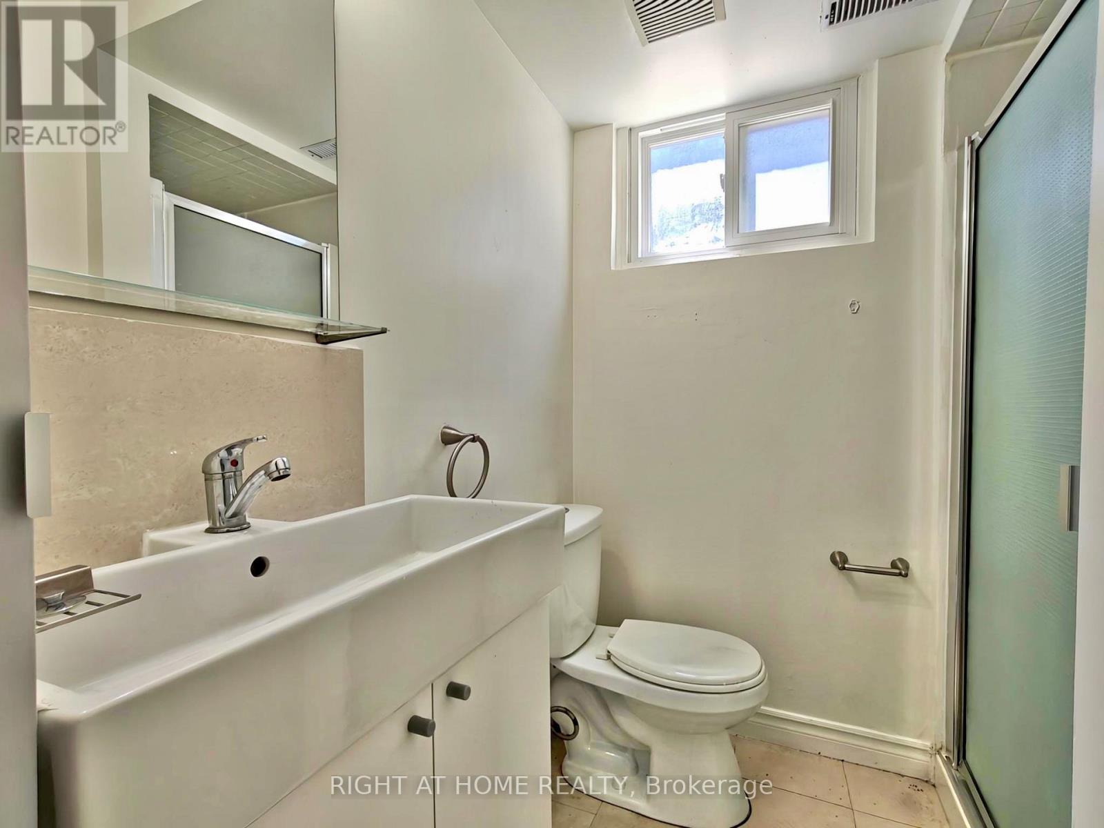 182 MCNICOLL AVENUE - Image 34