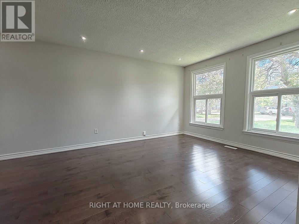 182 MCNICOLL AVENUE - 7
