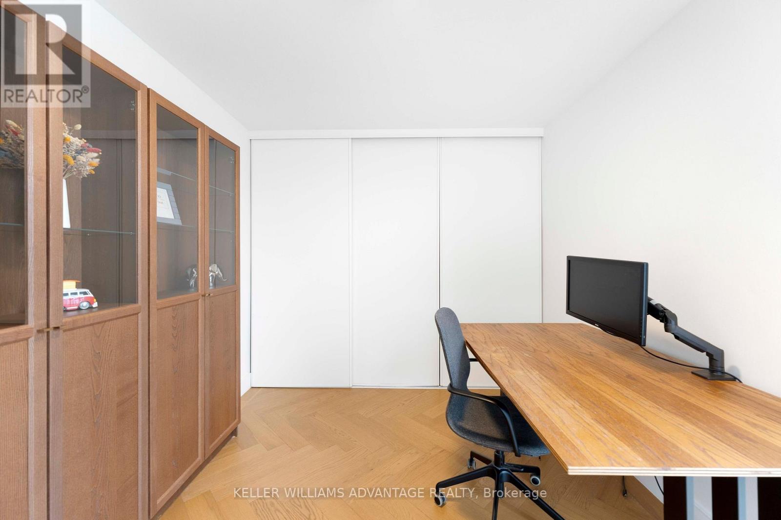 #2216 40 HOMEWOOD AVENUE - 12