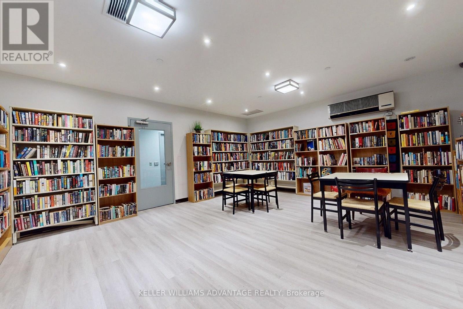 #2216 40 HOMEWOOD AVENUE - 18