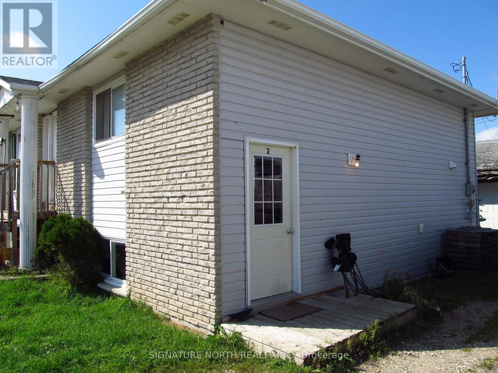 110 WOODCREST - 2