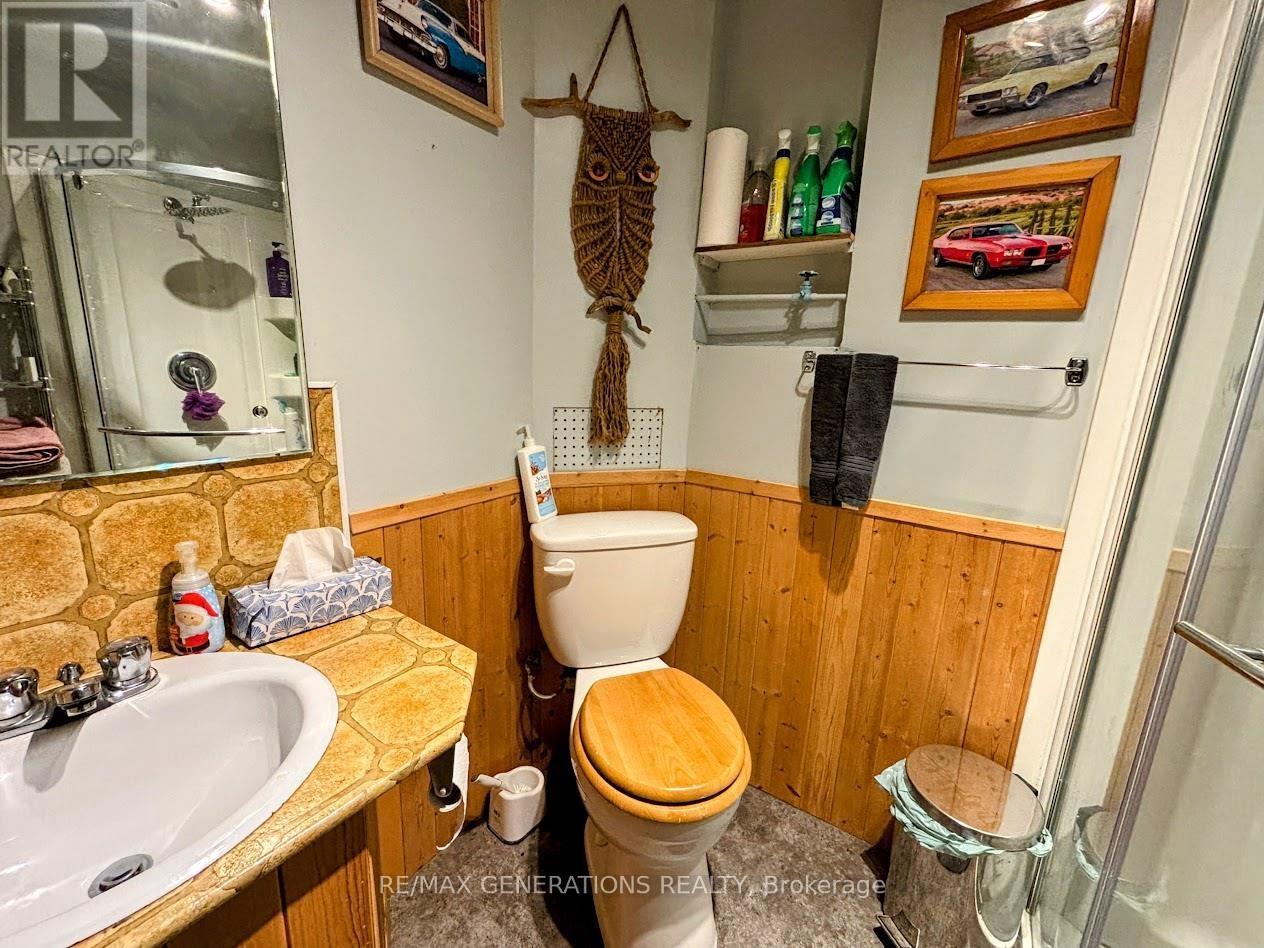 14 LLOYD IRWIN STREET - 30