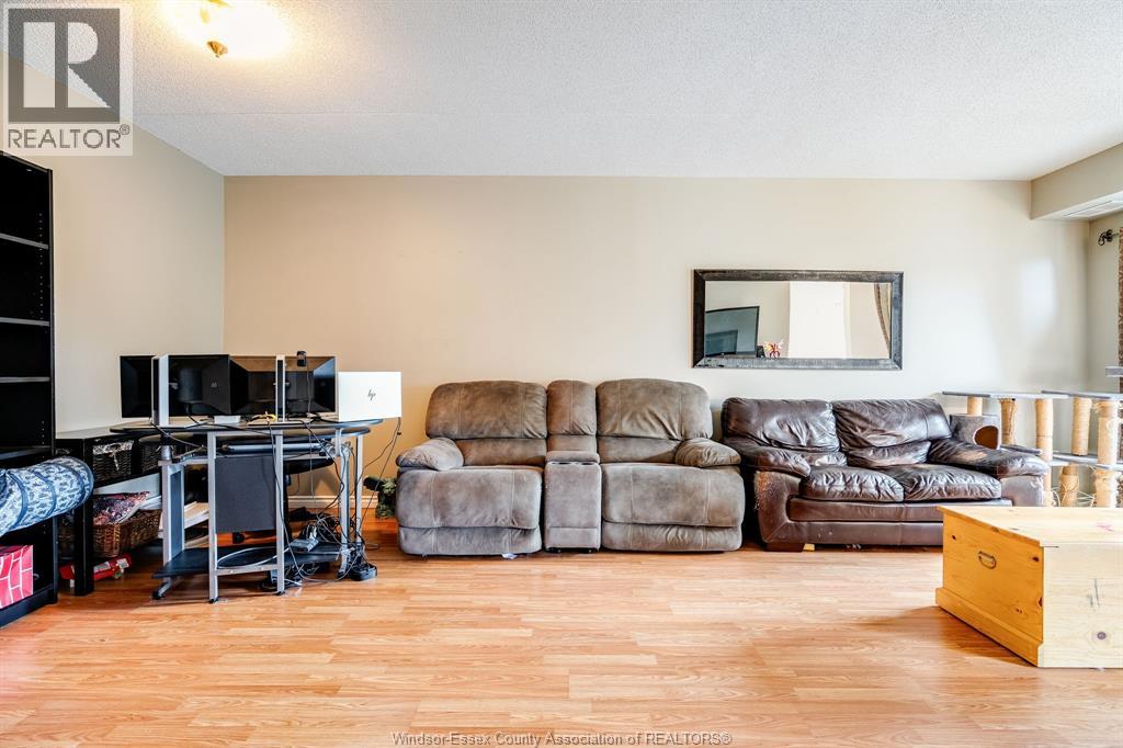 #502 1885 Normandy STREET - Image 10