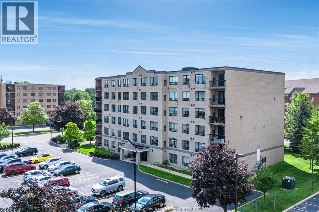 #502 1885 Normandy STREET - 38