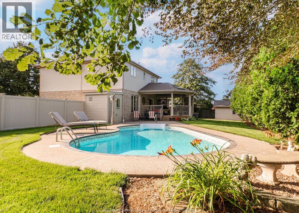 128 Pheasant Run DRIVE - 40