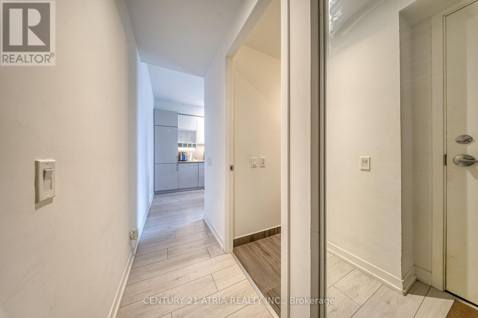 #1811 950 PORTAGE PARKWAY - Image 6