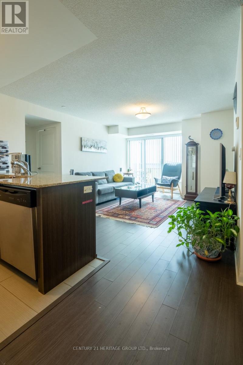 #909 75 NORMAN BETHUNE AVENUE - 15