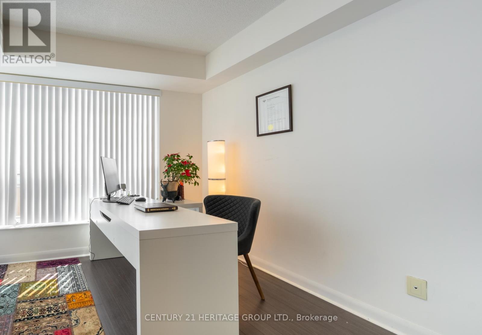 #909 75 NORMAN BETHUNE AVENUE - Image 24