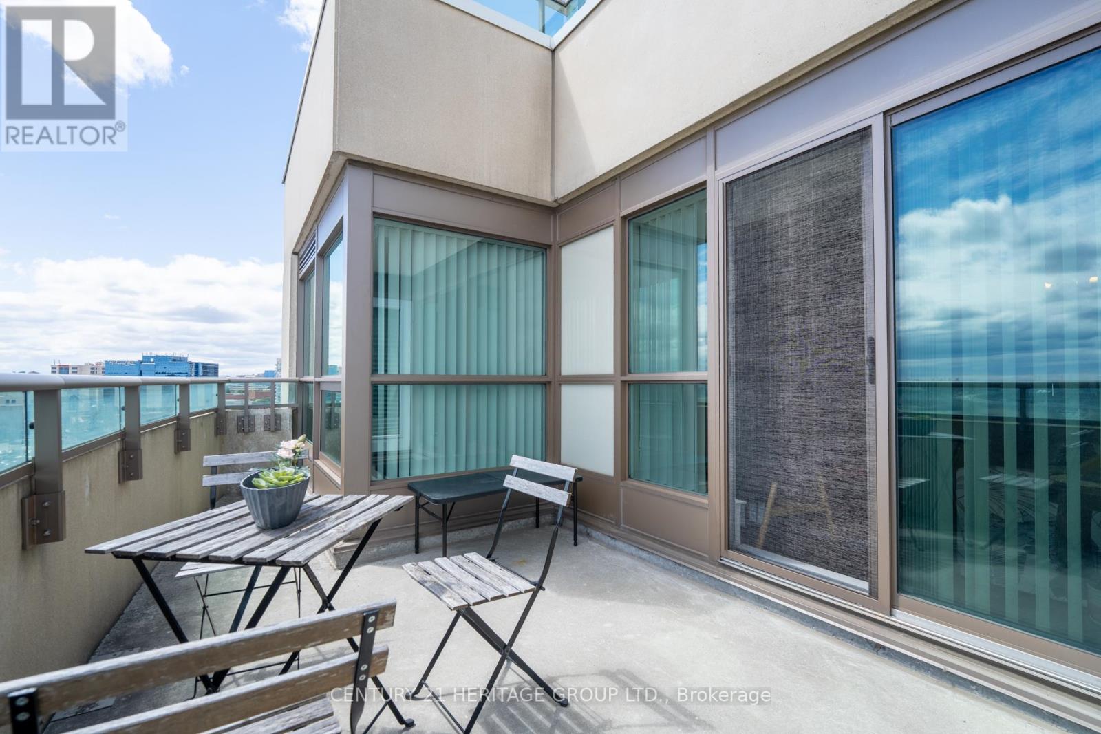 #909 75 NORMAN BETHUNE AVENUE - 29