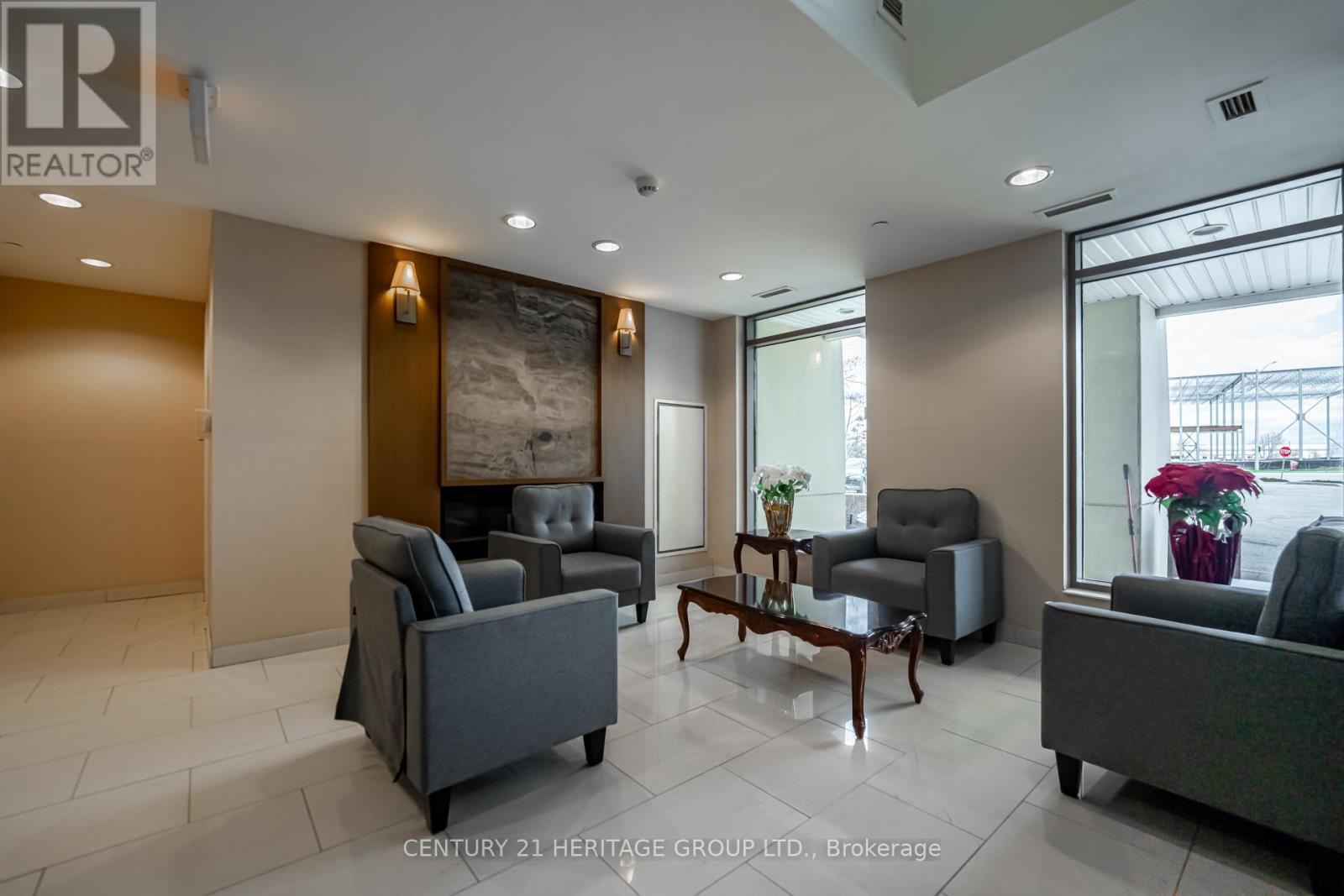 #909 75 NORMAN BETHUNE AVENUE - Image 37