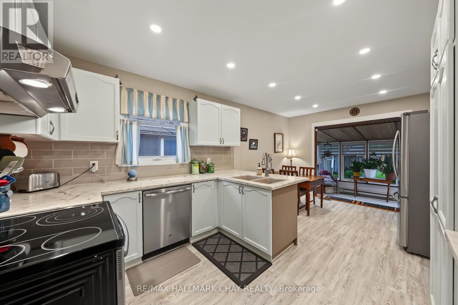66 HUTCHINSON DRIVE - Image 7