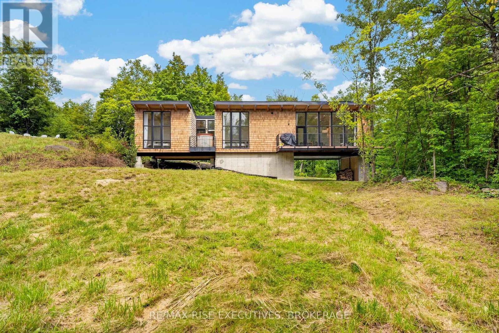 962 CHURCH ROAD - Image 35