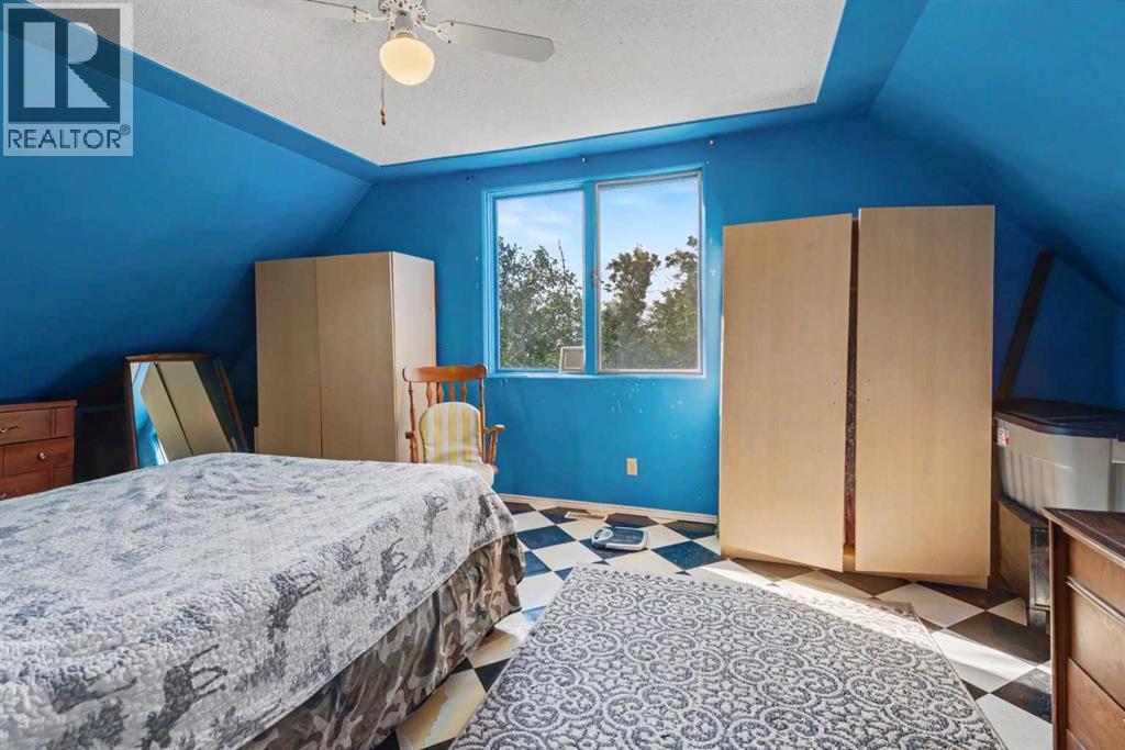 222001 Range Road 225B - 20