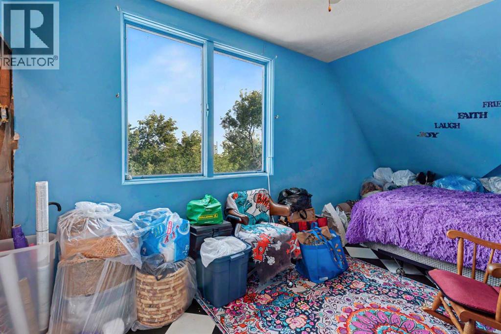 222001 Range Road 225B - 24