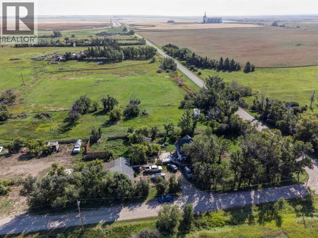 222001 Range Road 225B - 40