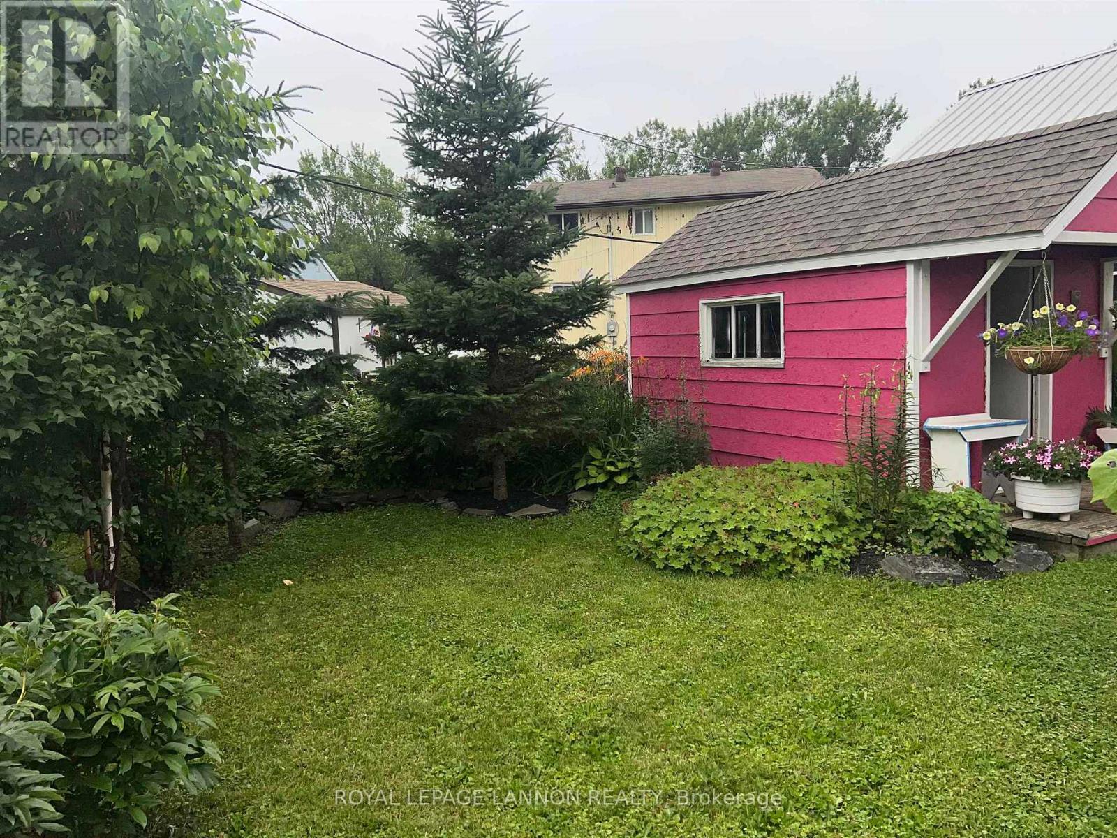 13 SPRUCE ROAD - 7