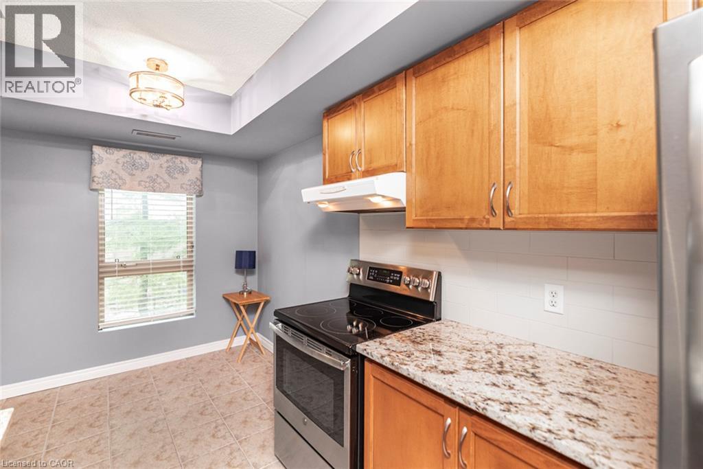 #105 56 KERMAN Avenue - 25