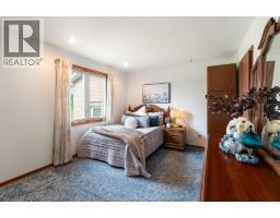 575 Talbot Road East, Leamington, ON N8H3V6 Photo 18