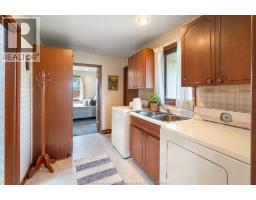 575 Talbot Road East, Leamington, ON N8H3V6 Photo 26