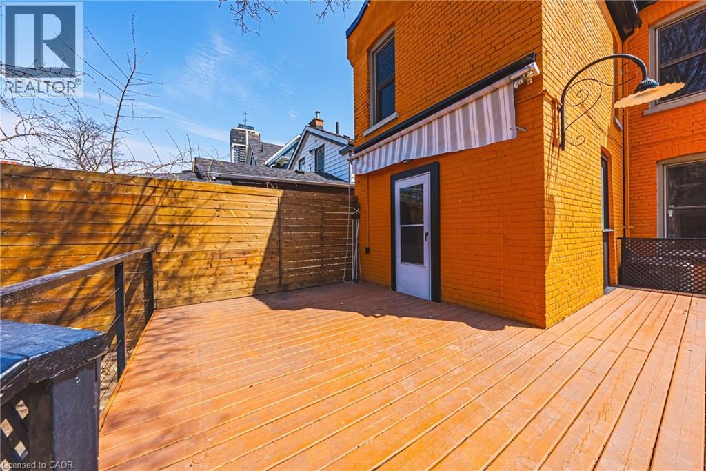 116 CATHARINE Street S - 16