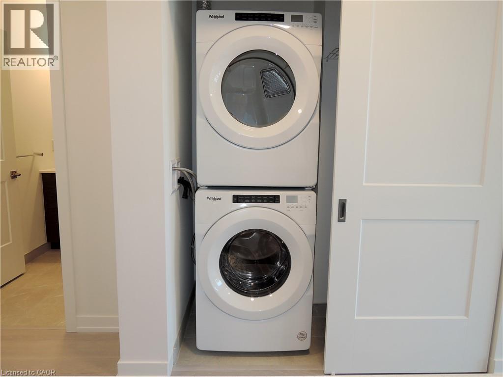 #643 2501 SAW WHET Boulevard, Oakville, Ontario, L6M5N2, Oakville, Ontario — photo 4 of 5