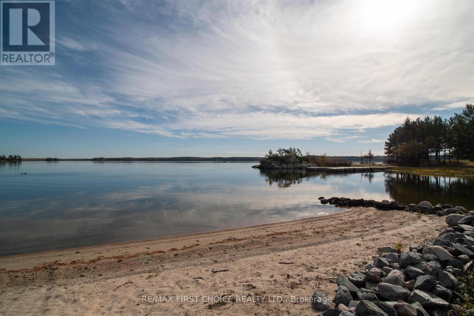 20 DUBOIS ROAD N - Image 49