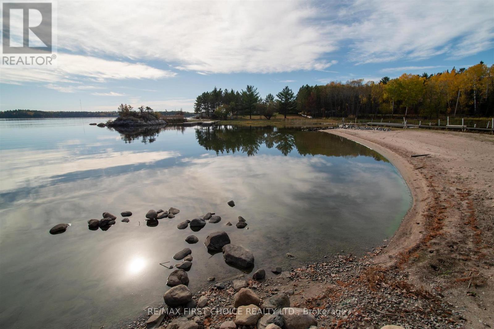 20 DUBOIS ROAD N - Image 47
