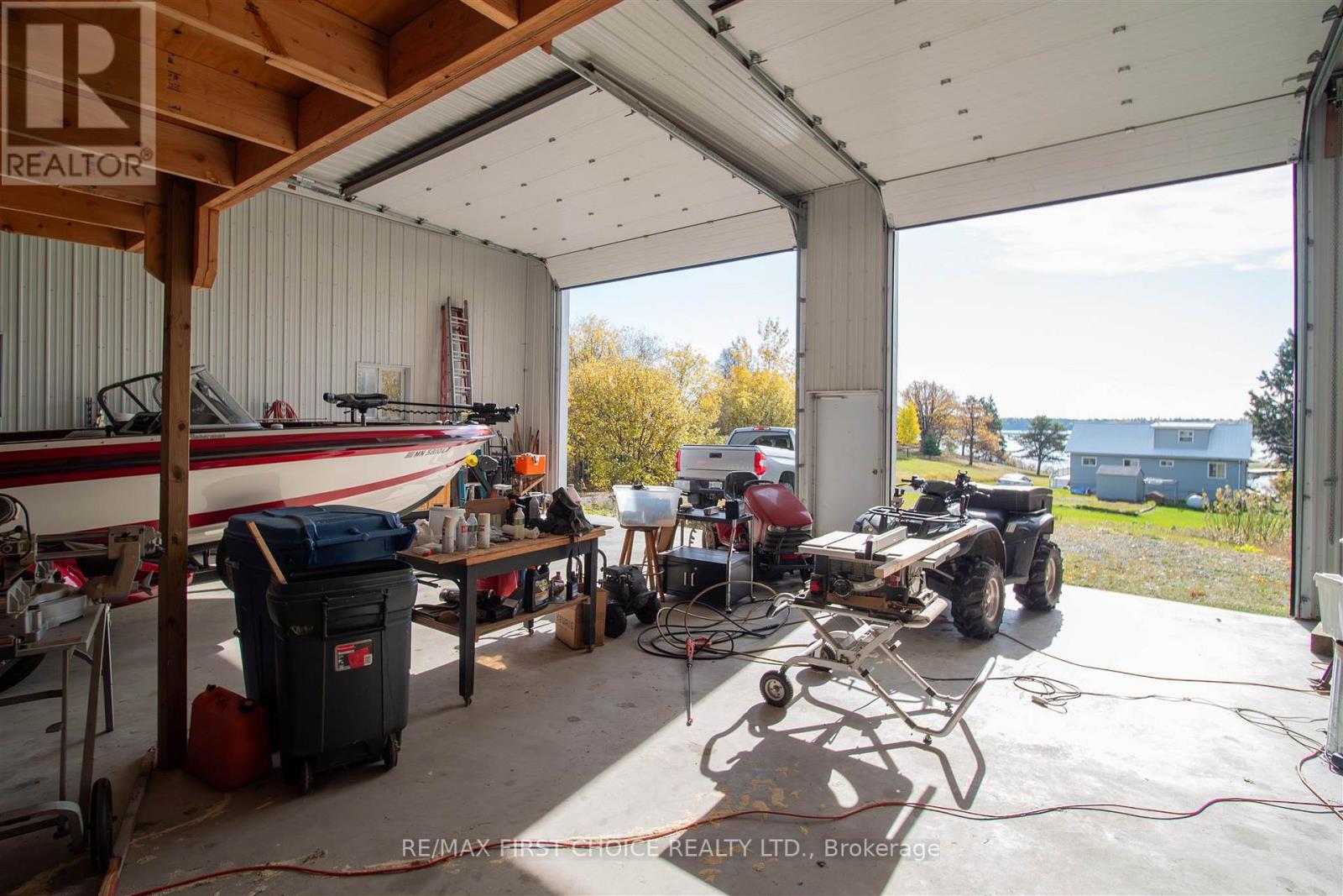 20 DUBOIS ROAD N - Image 38