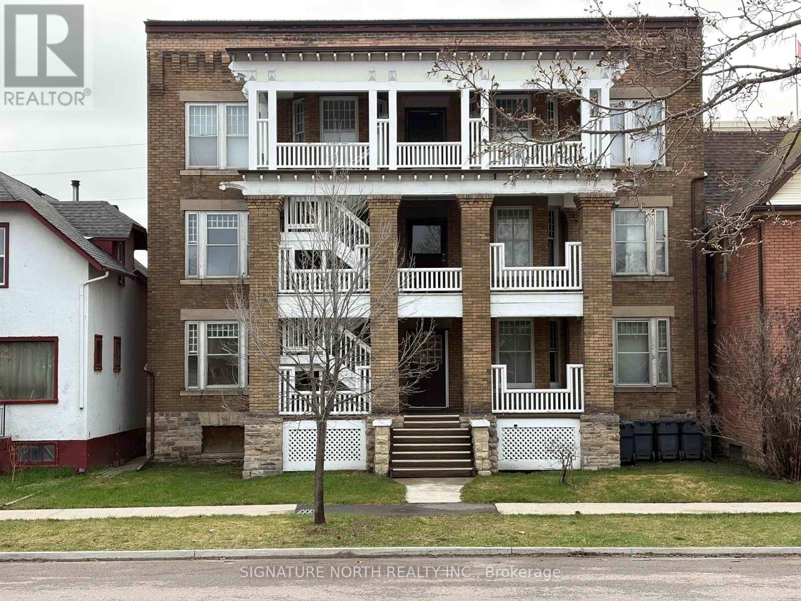 230 BRODIE STREET N - 1