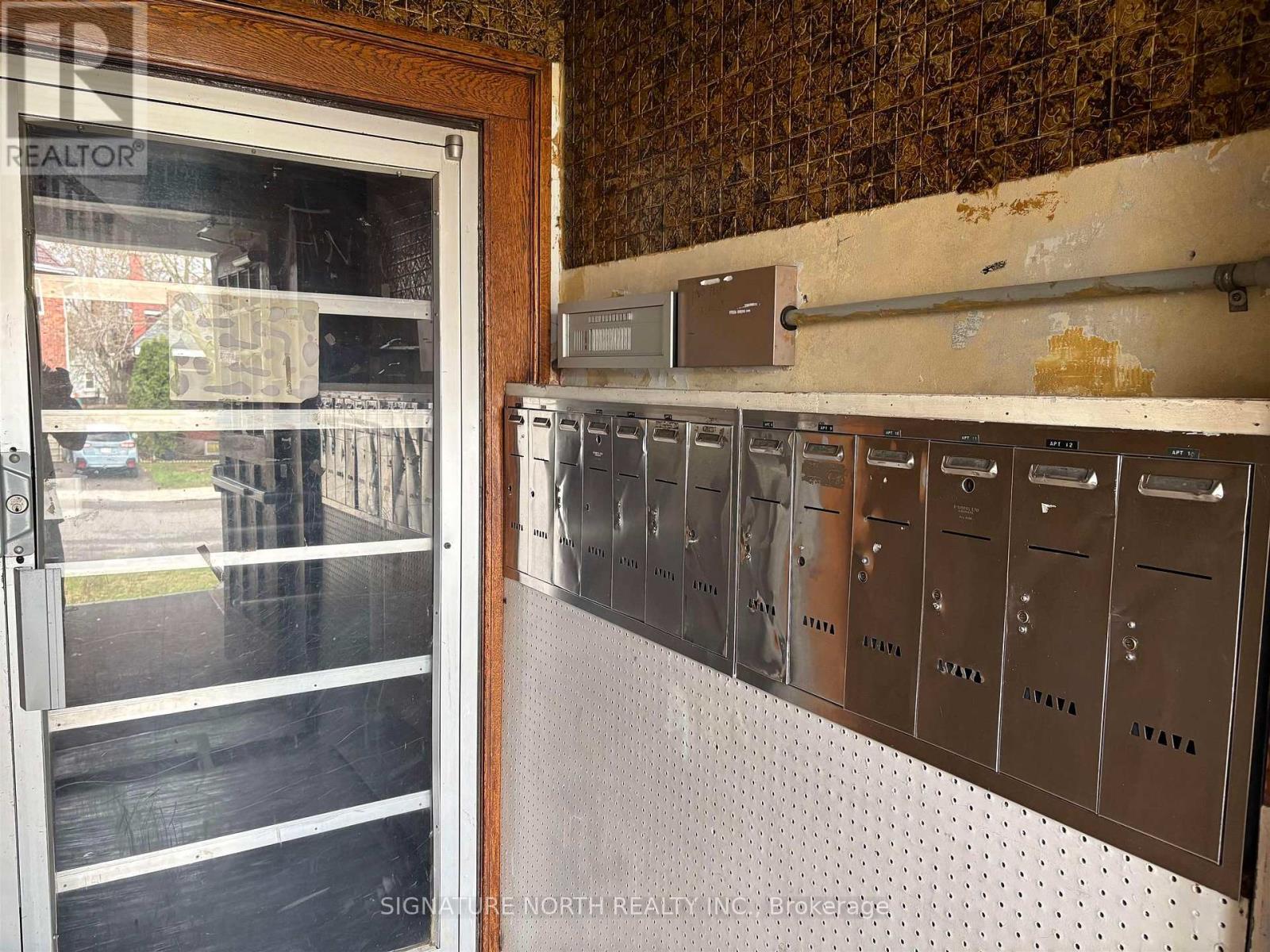 230 BRODIE STREET N - Image 29
