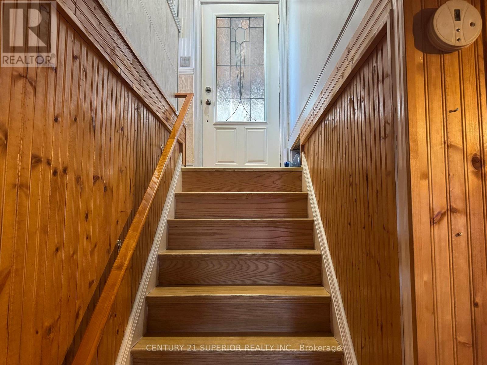 3 FALCON DRIVE - 15