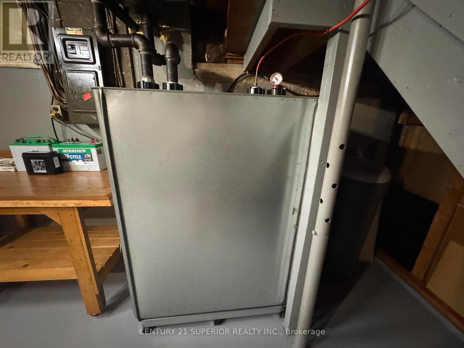 3 FALCON DRIVE - Image 26
