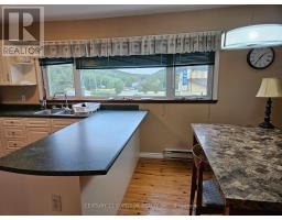 7 Stevens Ave, Marathon, ON P0T2E0 Photo 9
