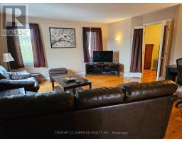 7 Stevens Ave, Marathon, ON P0T2E0 Photo 7